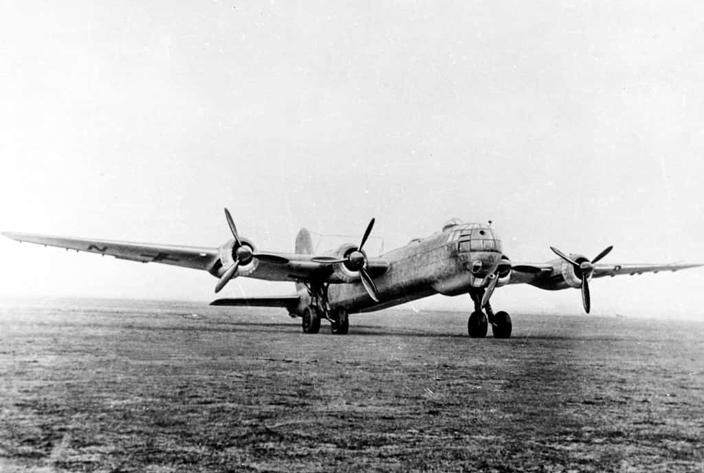 Heinkel He 177 mit vier Einzeltriebwerken
