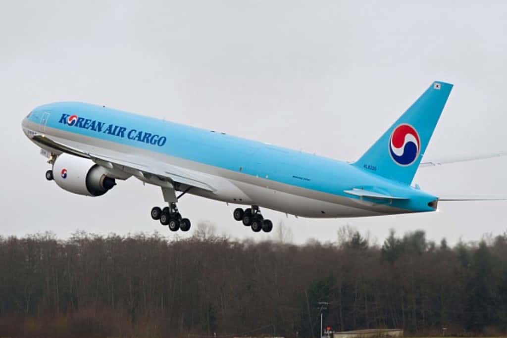 Absichtserkl-rung-beim-Staatsbesuch-Korean-Air-k-ndigt-Boeing-Gro-auftrag-an