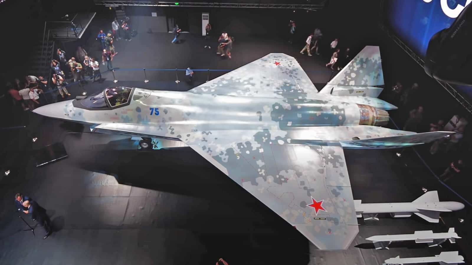 Neues-vom-russischen-Checkmate-Kampfjet-Suchoi-Su-75-soll-bald-fliegen