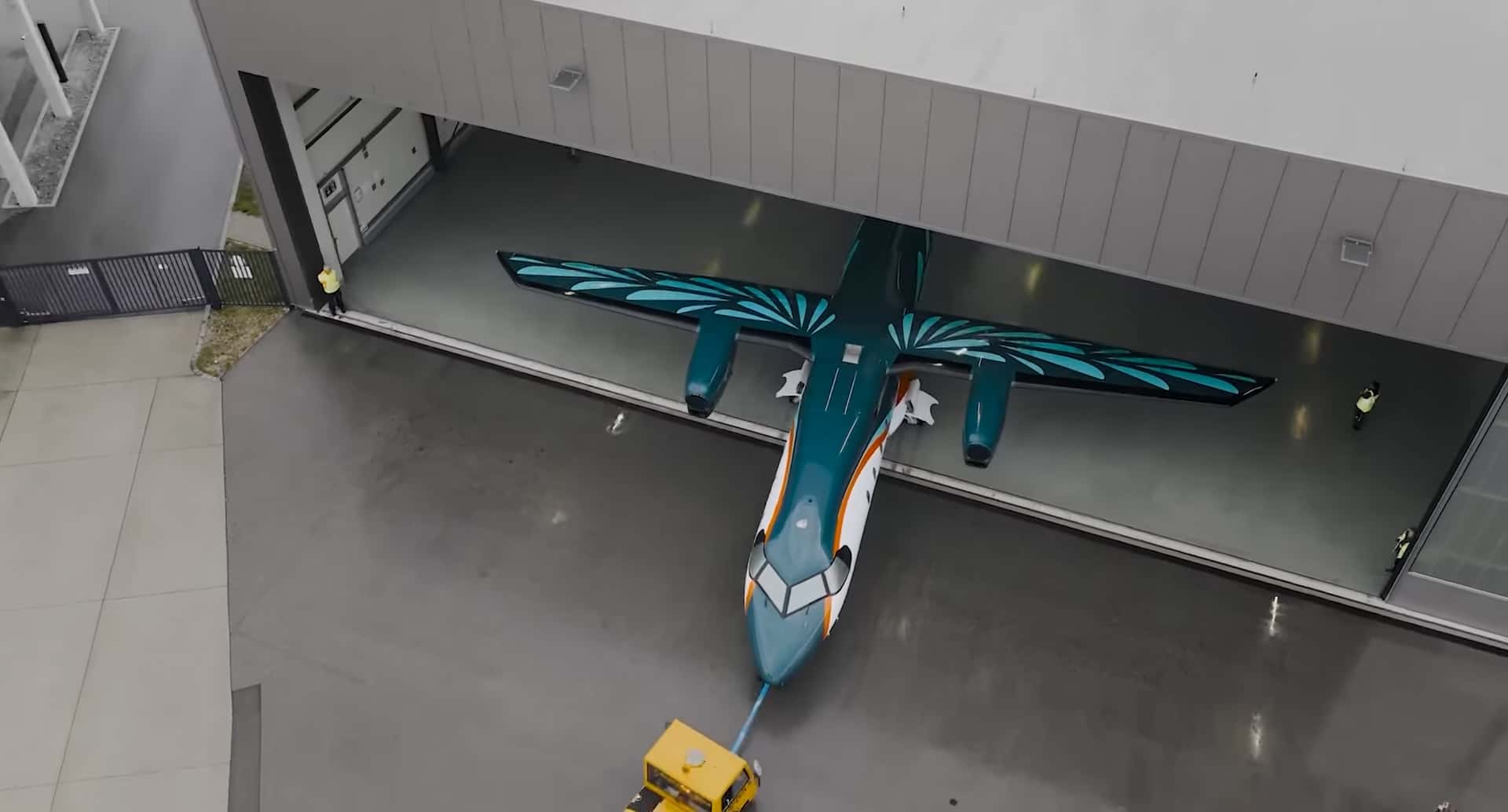 Roll-out-der-ersten-D328eco-Hier-kommt-Deutschlands-neues-Regionalflugzeug-