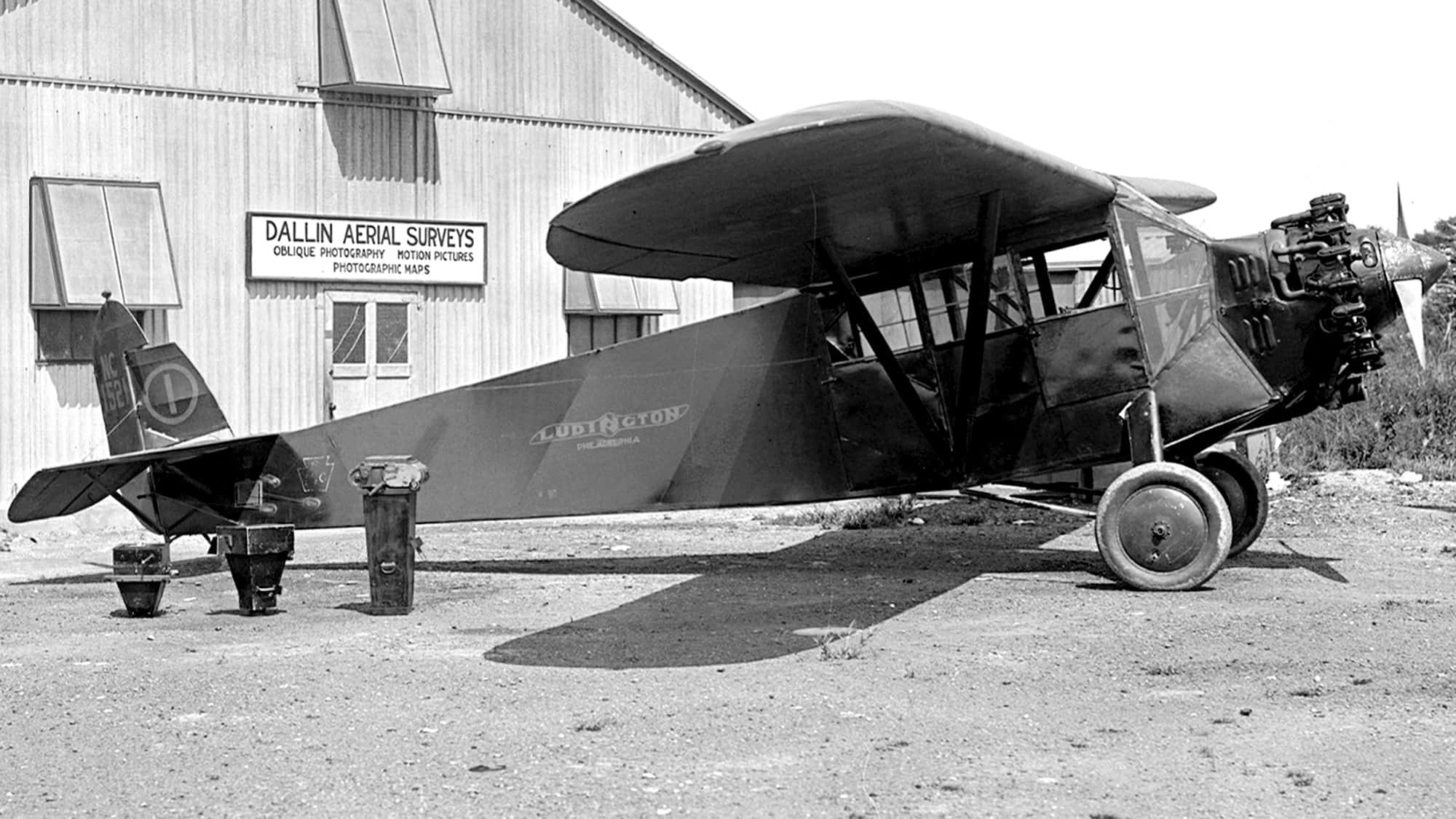 Vom-Kamerahersteller-zum-Flugzeugproduzenten-Fairchild-FC-2-Ein-Flugzeug-aus-eigener-Notwendigkeit