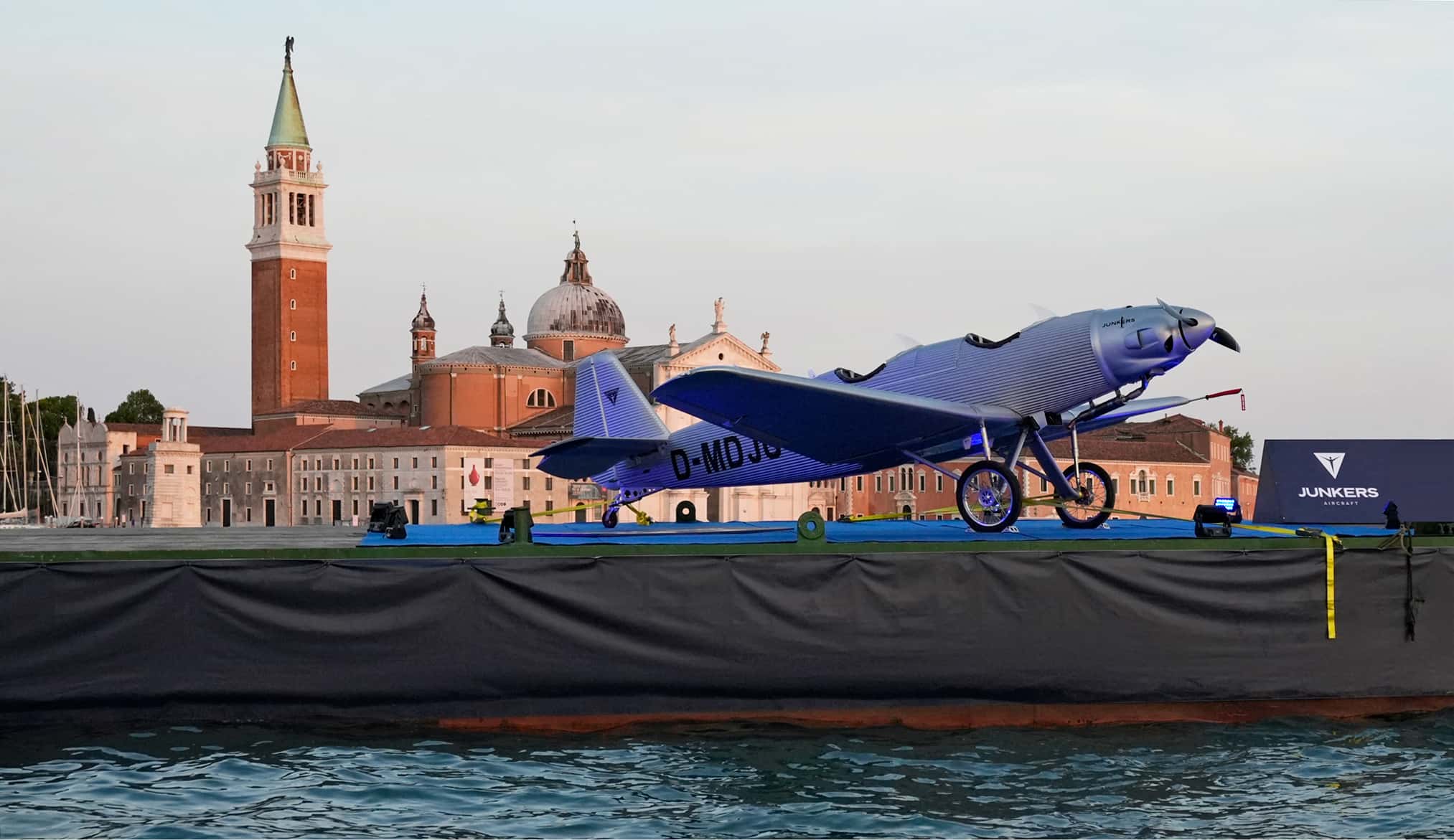 Historie-und-Zukunft-Junkers-Aircraft-er-ffnet-B-ro-auf-dem-Lido