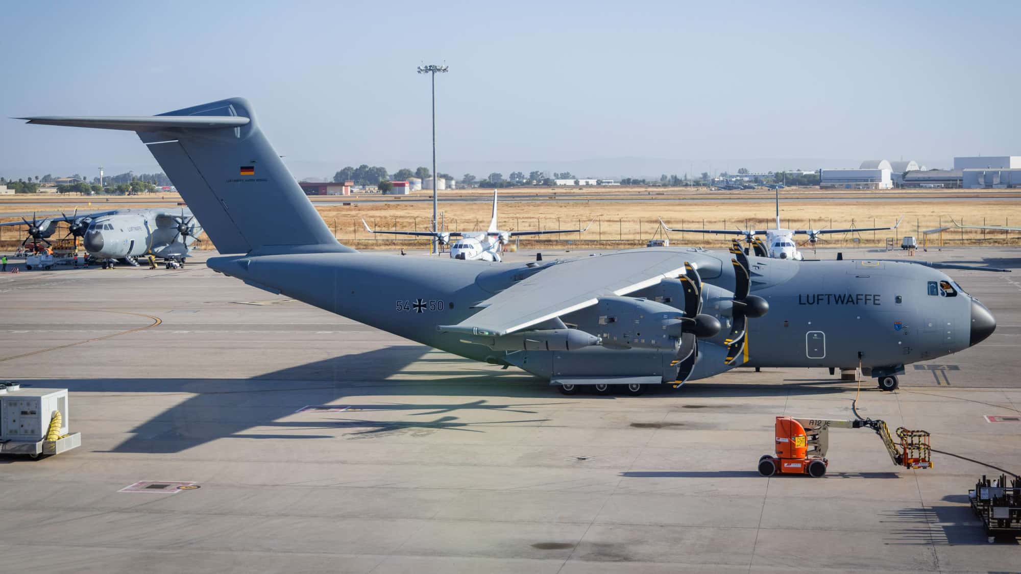 -Jubil-umsflugzeug-54-50-Das-ist-der-50-Airbus-A400M-f-r-Deutschland