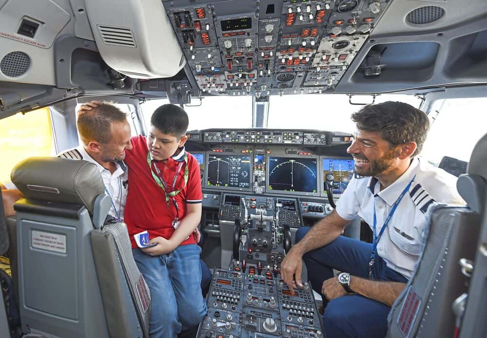 Unterst-tzung-f-r-Passagiere-mit-Behinderung-So-geht-barrierefreies-Fliegen