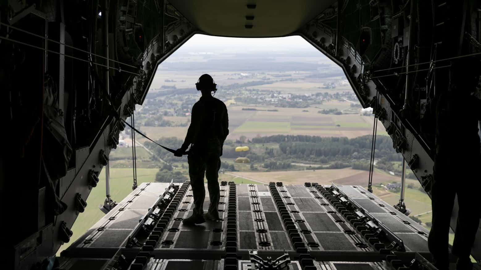 Tiefflug-und-Nachtspr-nge-Belgische-A400M-trainieren-in-Litauen
