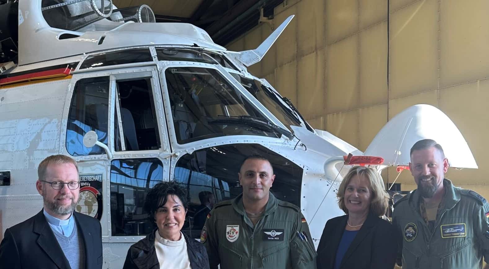 Ende-des-Flugbetriebs-in-Tegel-Flugbereitschaft-zieht-Hubschrauber-von-Tegel-ab