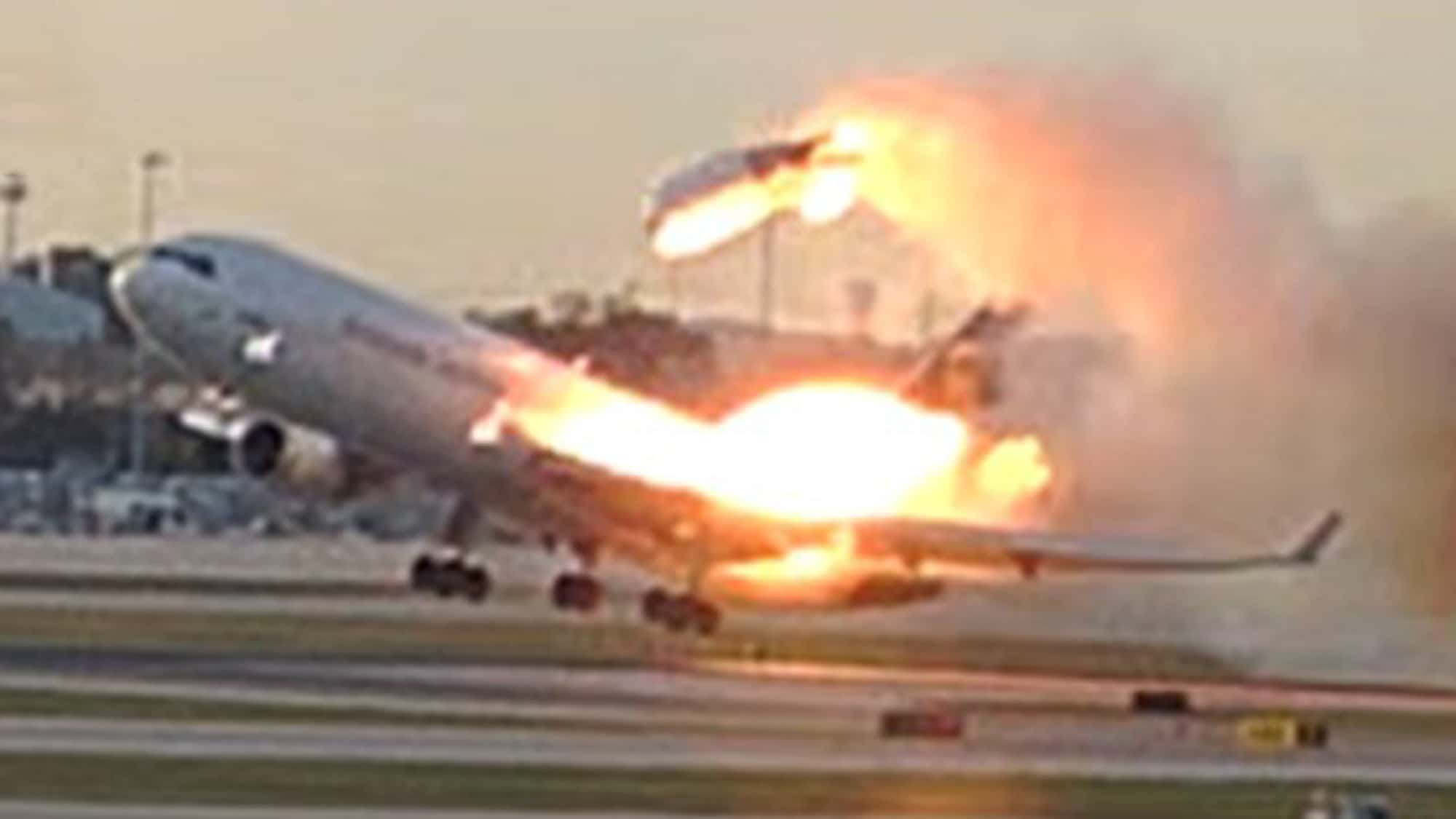 Horrorbilder-vom-Absturz-MD-11F-hatte-Risse-an-der-Triebwerksaufh-ngung