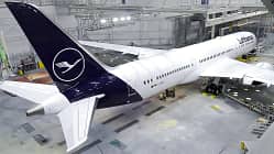Boeing 787 in Lufthansa-Farben.