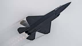 Chinas neuer Stealth-Kampfjet J-35A im Flug.