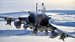 Dassault Rafale im Flug von vorne