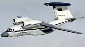 Antonow An-71 im Flug