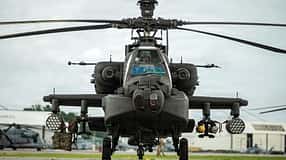 AH-64E Apache Kampfhubschrauber Ansicht von vorne