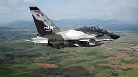 Leonardo M-346 F im Flug