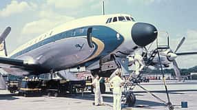 Lockheed L1649A "Super Star" der Lufthansa. (1957)