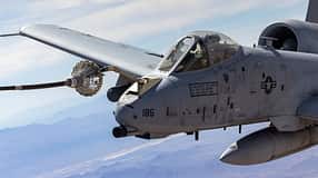 Detail A-10 Thunderbolt II mit Betankungsstutzen