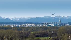 Panoramablick auf den Flughafen München