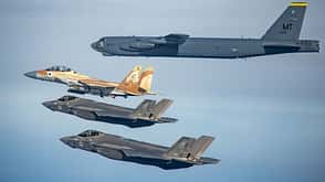 B-52, Stratofortress, BTF, Israel, F-35I, F-15I Formation B-52 Stratofortress mit israelischen F-15 und F-35
