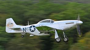 Mustang, P-51, Merlin, North American P-51 Mustang North American P-51D-25NA Mustang im Landeanflug