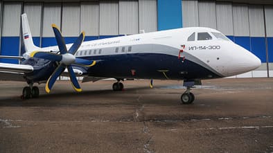 Der erste Prototyp der Iljuschin Il-114-300 nach der Lackierung Ende Dezember 2019.