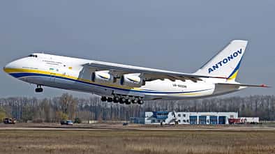 Antonow An-124-100M 