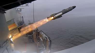 Saab RBS15 Mk3 beim Start vom Schiff.