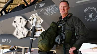 First Air Force pilot hits 1,000 flight hours in F-35