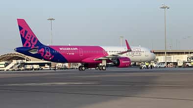 Airbus A321neo von Wizz Air Abu Dhabi.