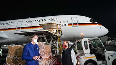 Eine A350 der Flugbereitschaft bracht am 1. Mai Beatmungsgeräte nach Neu-Delhi.