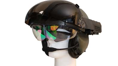 ESG hat die Laserschutzbrille visAIRion für die Hubschrauberbesatzungen der Bundeswehr entwickelt.