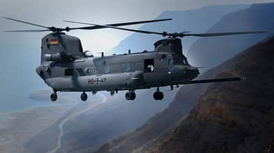 Boeing CH-47 in den Farben der Luftwaffe.
