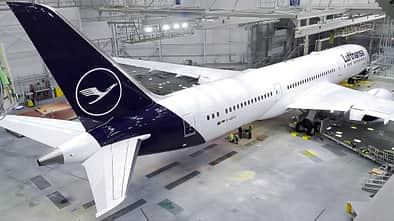 Boeing 787 in Lufthansa-Farben.