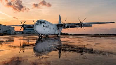 Indonesien beschafft fünf Lockheed Martin C-130J-30 Hercules.