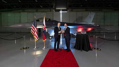 Lockheed Martin stellte in Greenville die erste F-16C Block 70 für die Slowakei vor.