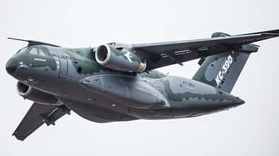 Embraer KC-390 im Flug.