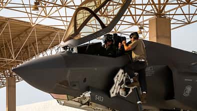 F35, F-35, Lightning, Mittlerer Osten, Kampfflugzeug, USAF, US Air Force, Al udeid, qatar, tanker, air base F-35 mit offenem Cockpit