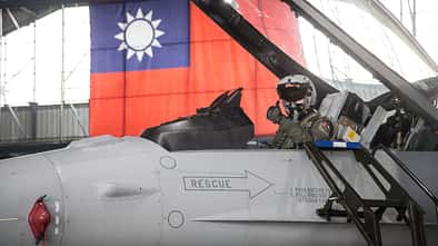 F-16V Taiwan Pilot im Cockpit