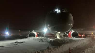 Suchoi Superjet im Schnee