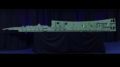 Erstes Bauteil der ersten deutschen Boeing P-8A Poseidon.