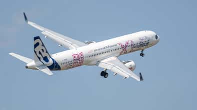Airbus A321 XLR im Flug. 