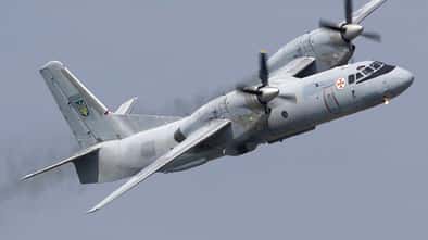 Ehemals kroatische An-32 mit Hoheitsabzeichen der Ukraine.