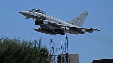 Tiefer Eurofighter aus Italien