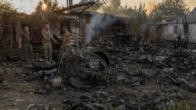 Wrack der russischen Ochotnik-Drohne in der Ostukraine, abgeschossen von einer Su-57.