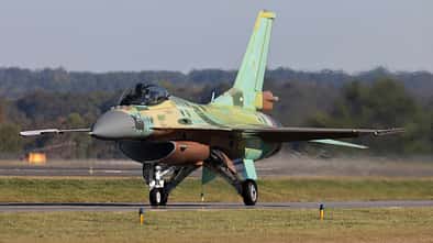 Erste F-16V für Bulgarien beim Erstflug.