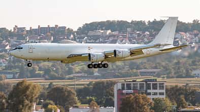 Boeing E-6 Mercury im Landeanflug