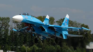 Suchoi Su-27 Russland im Landeanflug