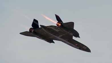 SR-71, Blackbird, Lockheed SR-71 Blackbird im Flug mit Schockwellen