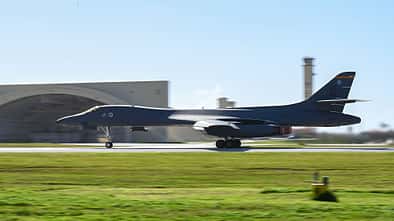Start einer B-1B Lancer auf Guam