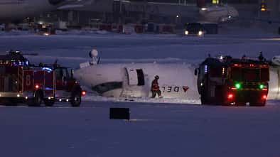 CRJ900 Regionaljet nach Unfall in Toronto