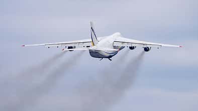 Antonow An-124 von Antonov Airlines in Aktion. 