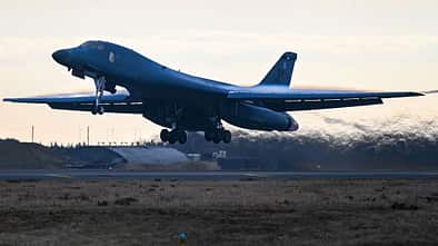 B-1B Lancer startet in Misawa